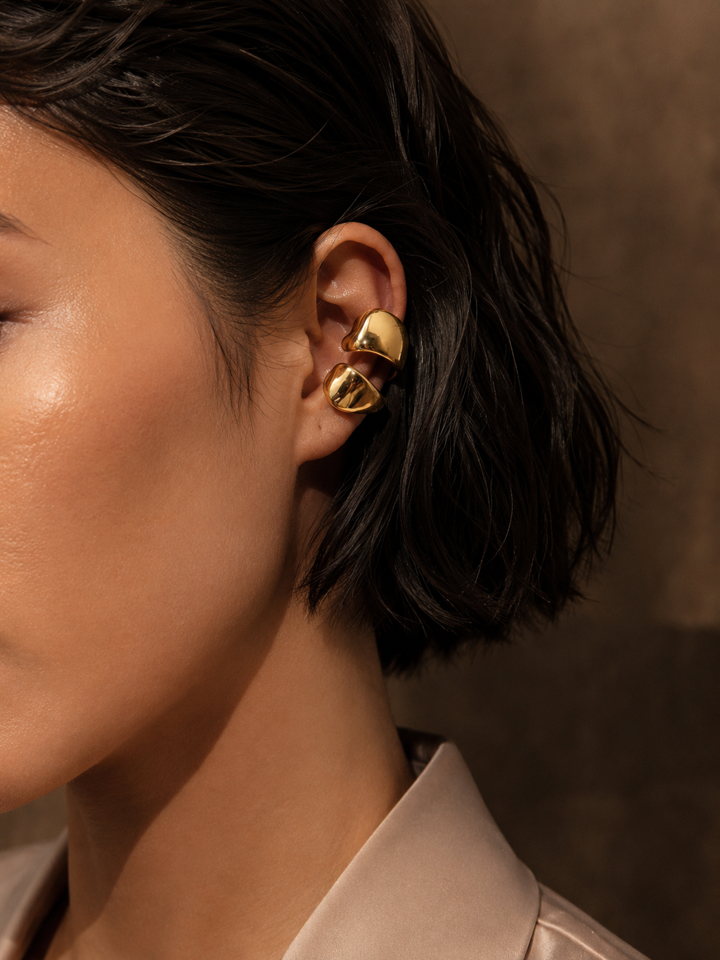 Double twist earcuff