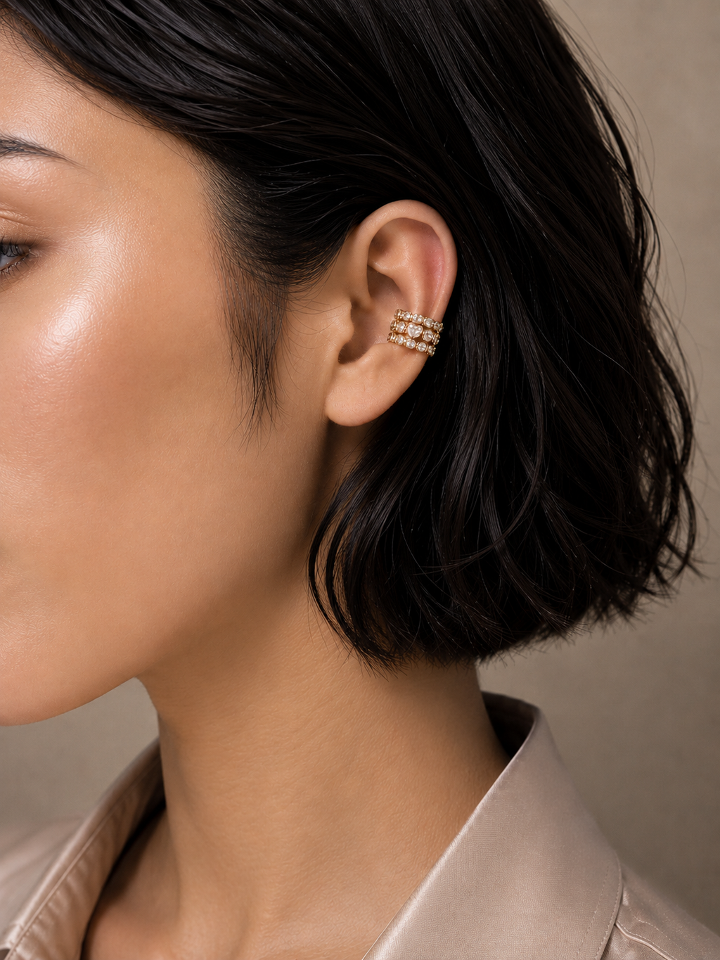 Tiny Heart Earcuff